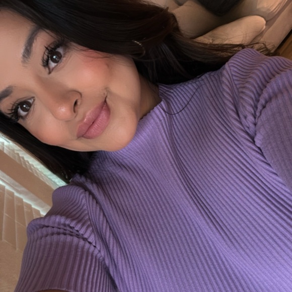 Meet your Posher, Leslie - Picture 1 of 1